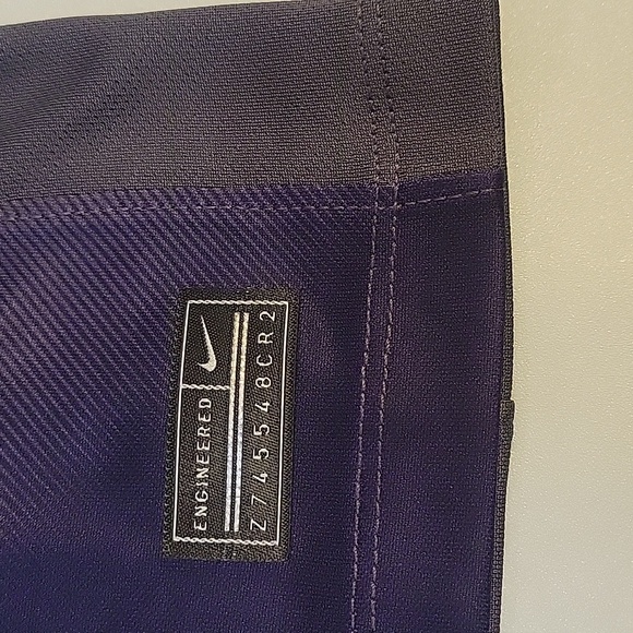 NWT Nike Racing Louisville FC Women's V-Neck Soccer Jersey Size Medium - Picture 3 of 16